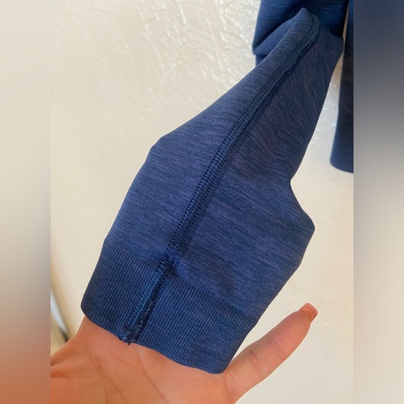 Alphalete sweater - Picture 4 of 10